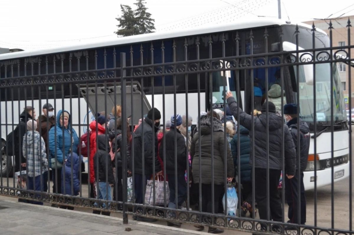 Власти объяснили белгородцам причину установки забора на ж/д вокзале | АиФ  Белгород