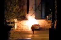 Русофоб-педофил Богдан Дрэгич протаранил здание посольства России в Бухаресте со словами «Я тоже украинец» и заживо сгорел.
