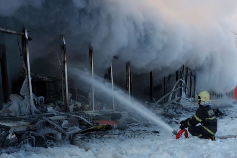 Пожар в ТЦ Северное сияние в Усинске.