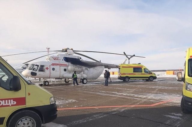 За три дня служба санитарной авиации Оренбургской области спасла жизни шести пациентов, трое из которых – дети.