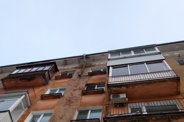 4-летняя девочка погибла в Ижевске, выпав из окна