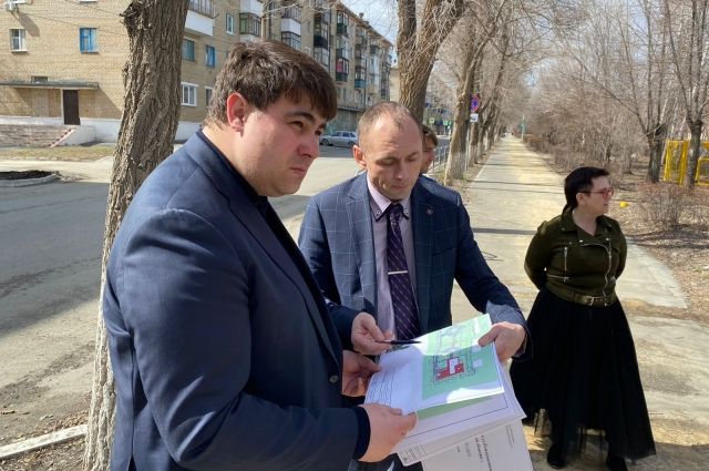 Дамир Фахрутдинов проверил состояние объектов «Городской среды» в восточном Оренбуржье.