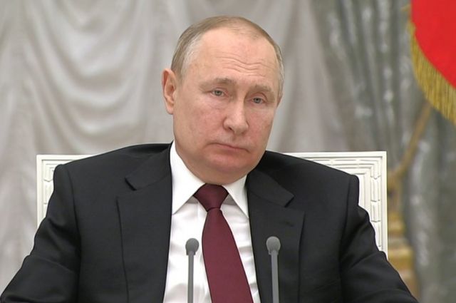 Владимир Путин поручил приступить к строительству Северного широтного хода в этом году