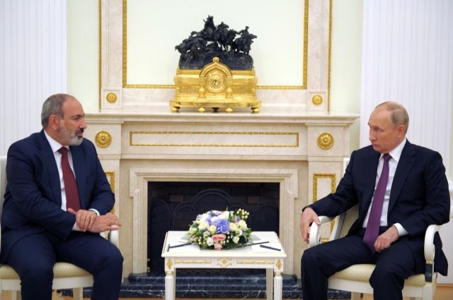Путин и Пашинян обсудят в Кремле двусторонние отношения и Нагорный Карабах