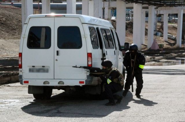 В Оренбуржье обезвредили условных террористов и спасли заложников на ТЭЦ.