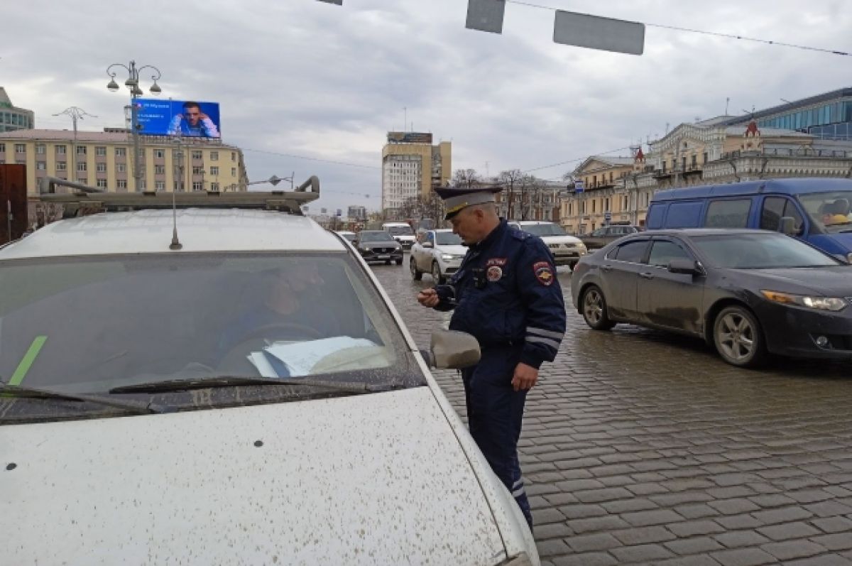 Гаи екатеринбург. Нетрезвый водитель ГИБДД. Десятка ДПС. ГИБДД Екатеринбург рейд пьяных. Нетрезвый водитель фото.