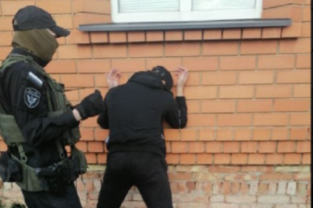 В Оренбурге задержали парня, находившегося в федеральном розыске
