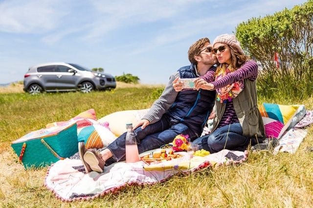 На весеннем пикнике употребляйте больше свежей зелени.