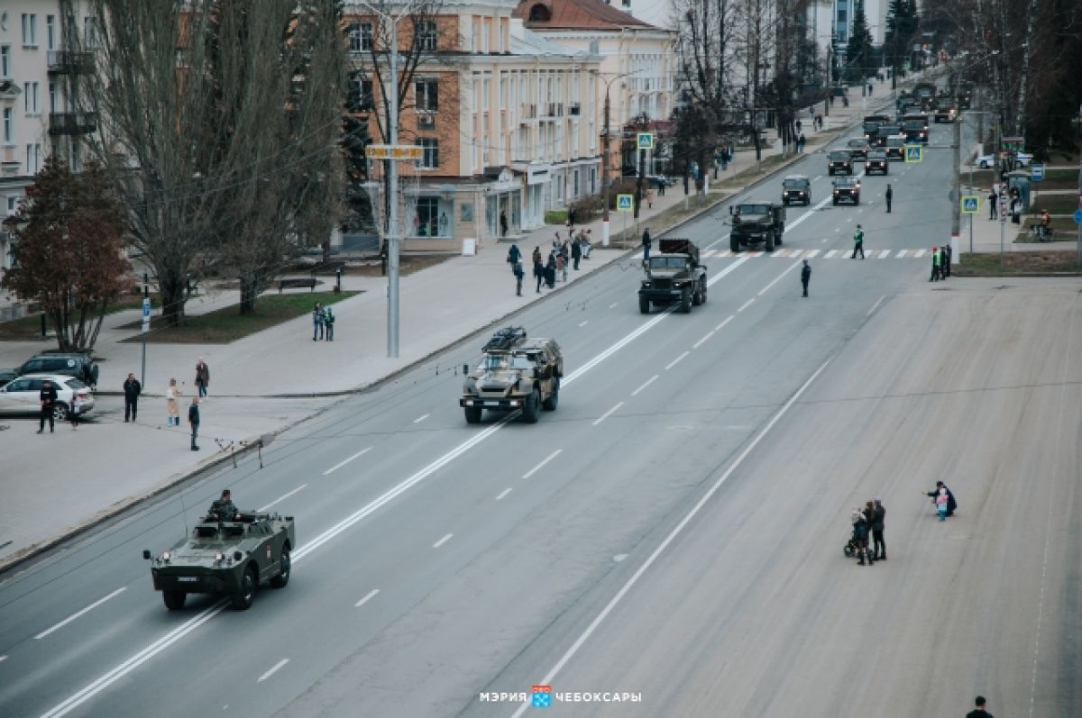 Центр Чебоксар перекроют в четверг днем для репетиции парада | АиФ Чебоксары