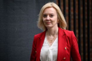 Украина должна изгнать войска РФ из Крыма и Донбасса, — МИД Британии