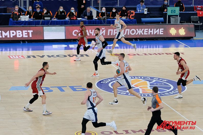 Баскетбольный матч «Парма-Парибет» - «Локомотив-Кубань» в Перми. 