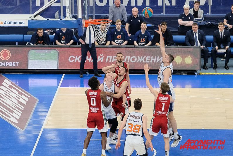 Баскетбольный матч «Парма-Парибет» - «Локомотив-Кубань» в Перми. 