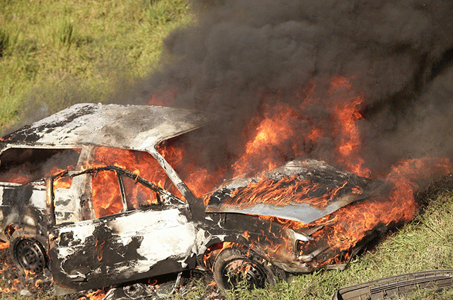 В Оренбурге около ЖК «Времена года» сгорел автомобиль. 