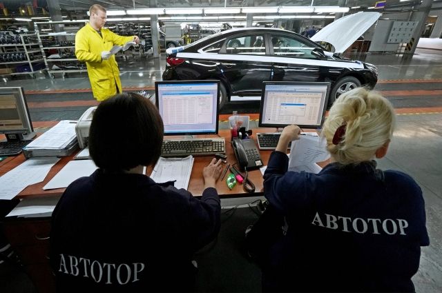 Завод «Автотор» в Калининграде приостановит выпуск автомобилей