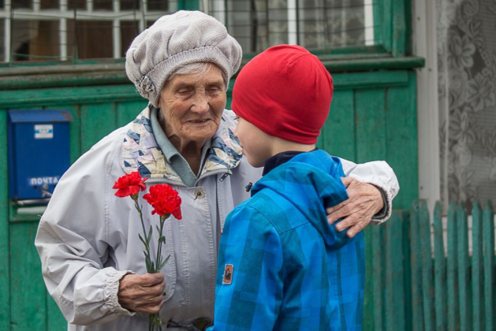 Наставление старшего поколения.  Валентина Константиновна Свищёва в годы войны ходила в школу, а после бежала на работу, чтобы помогать фронту.