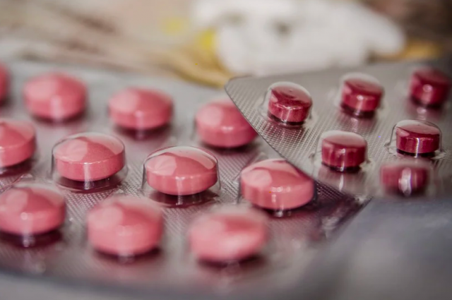 В Унечи аптеку накажут за продажу антидепрессанта несовершеннолетним