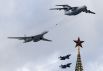 Самолёт-заправщик Ил-78, стратегический бомбардировщик-ракетоносец Ту-160 и истребители-перехватчики МиГ-31БМ на репетиции авиационной части парада Победы