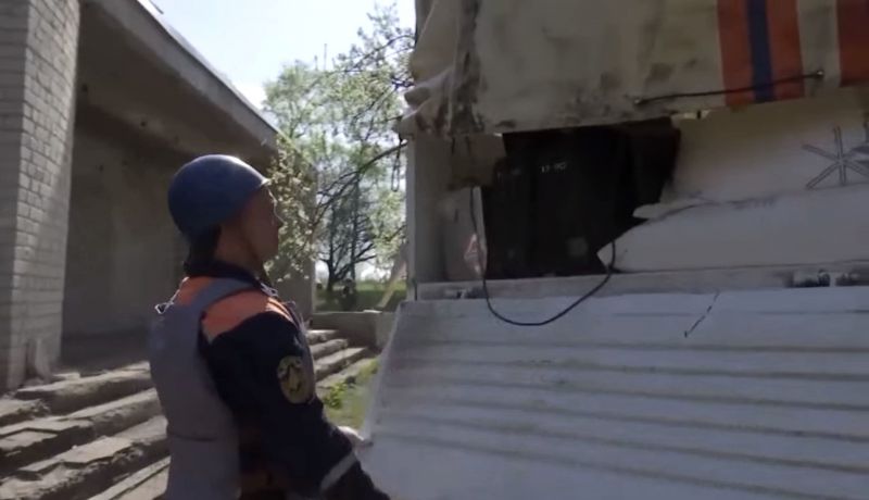 Раздача гуманитарной помощи в Харьковской области