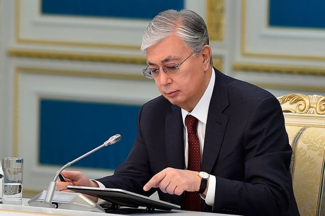 Токаев назначил на 5 июня референдум об изменении Конституции Казахстана