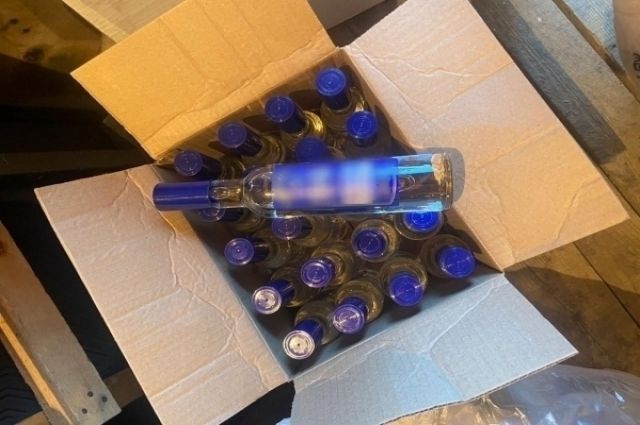 Было найдено более 7 000 бутылок с сурогатным алкоголем 