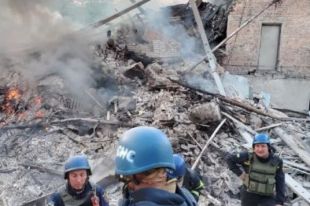 В Луганской области pоссийские военные нанесли авиаудар по школе: детали