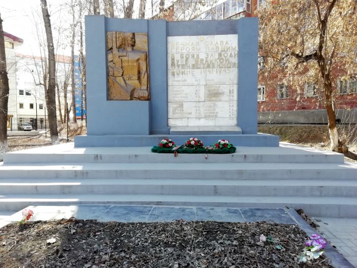 Мемориал в Лисихе посвящен памяти работников кирпичного завода, погибших в годы Великой Отечественной войны.