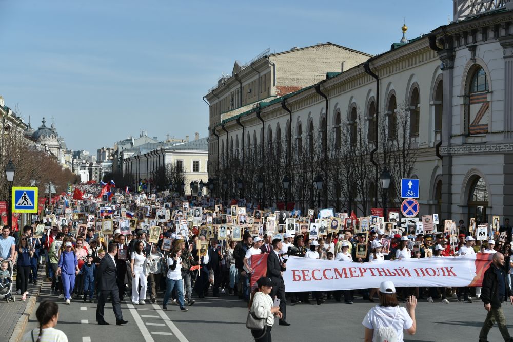 9 мая 2022 года по Казани в «Бессмертном полку» прошли 170 тысяч человек. 