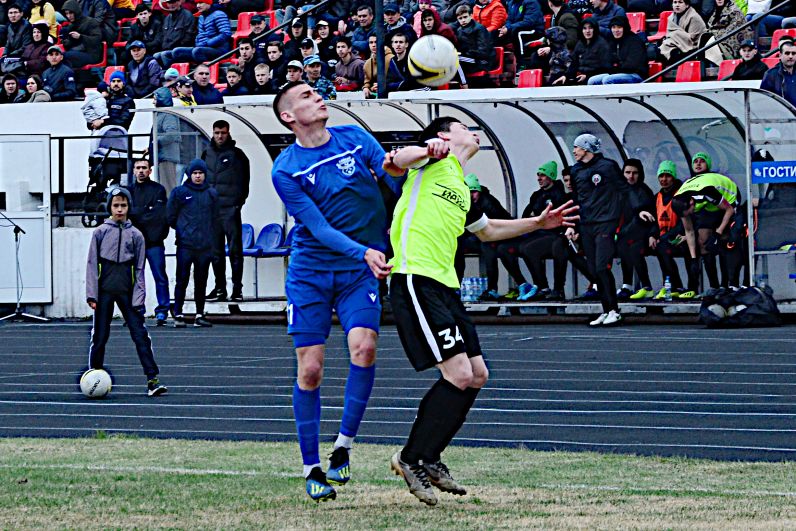 Иркутские футбольные команды стартовали в чемпионате СФО и ДФО.