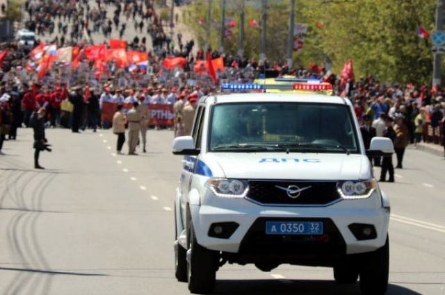 Более 1900 полицейских обеспечивали порядок в Брянске на День Победы