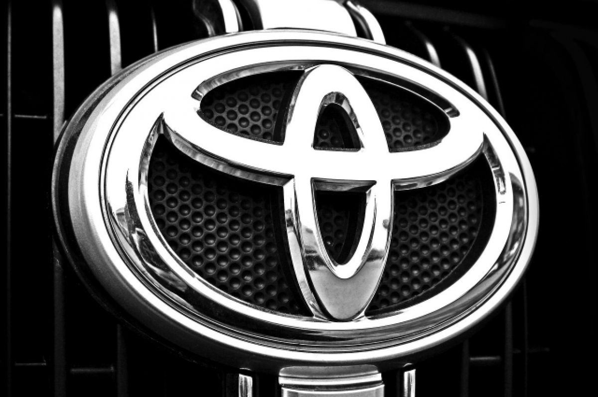 Toyota приостановит производство на 8 заводах из-за проблем с поставками |  Аргументы и Факты