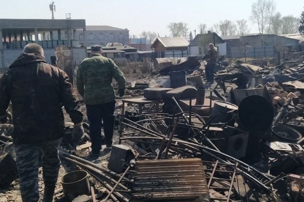 В Красноярском крае за выходные сгорело 518 жилых домов, 309 строений.