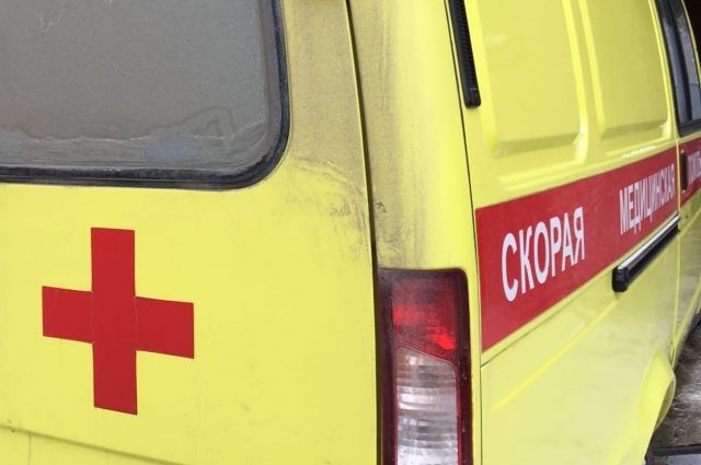 В Оренбурге пострадал полуторагодовалый ребенок, он доставлен в больницу с ожогами ног.