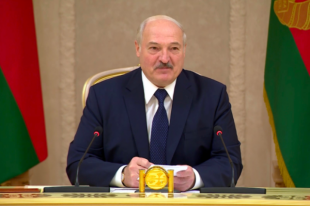 Лукашенко заявил, что Запад хочет «расчленить» Украину