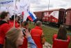 Представители Общероссийского народного фронта (ОНФ) во время отправки «Поезда помощи Донбассу» с гуманитарным грузом в Москве