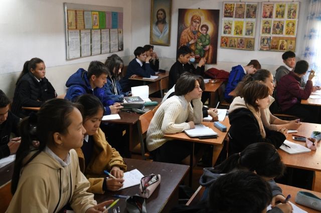 Кравцов: слово «Бог» в России будут писать с заглавной буквы