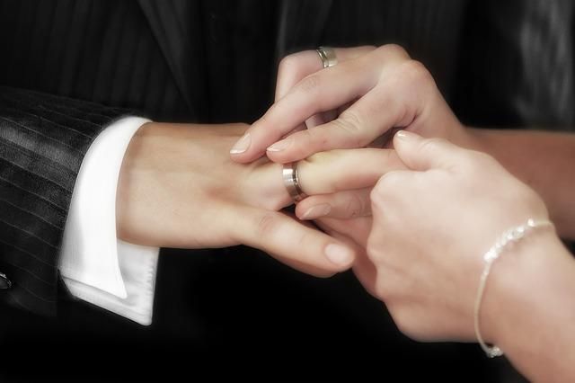 Количество браков в Оренбурге превысило разводы