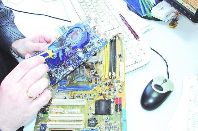 В Ростовской области мастер по ремонту продал чужой компьютер