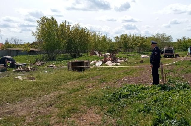 В Курманаевском районе во время обысков дома местного жителя обнаружили снаряды со следами коррозии. 