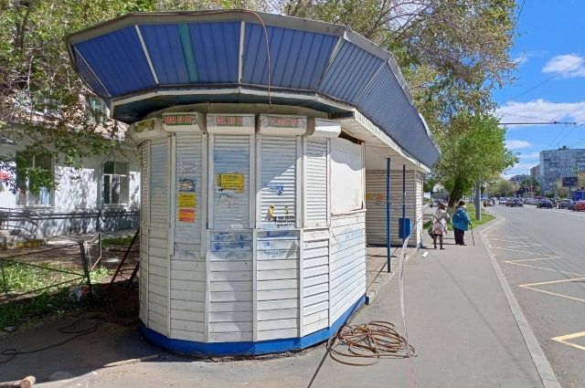 В Оренбурге на ул. Туркестанской снесли ларек.