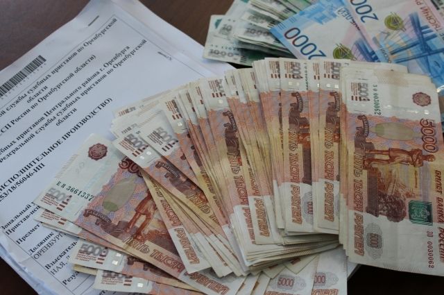 Жительница Переволоцкого района задолжала дочерям алиментов на 2,6 млн рублей. 