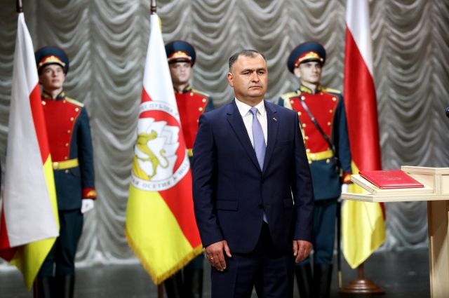 Глава Южной Осетии приостановил указ о референдуме о присоединении к РФ