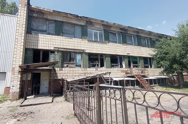 Последствия обстрелов со стороны ВСУ в Донецке. 