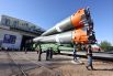 Транспортировка ракеты-носителя «Союз-2.1а» с транспортным грузовым кораблем «Прогресс МС-20» на стартовый комплекс космодрома Байконур