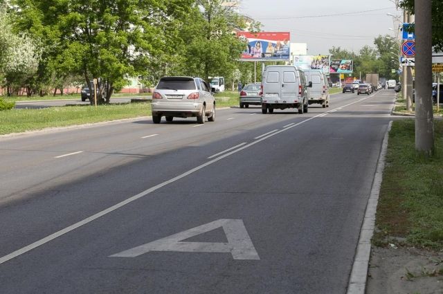 280 водителей оштрафовали в Барнауле за езду по «выделенке»