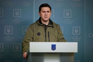 Подоляк прокомментировал сегодняшние ракетные удары по Киеву.