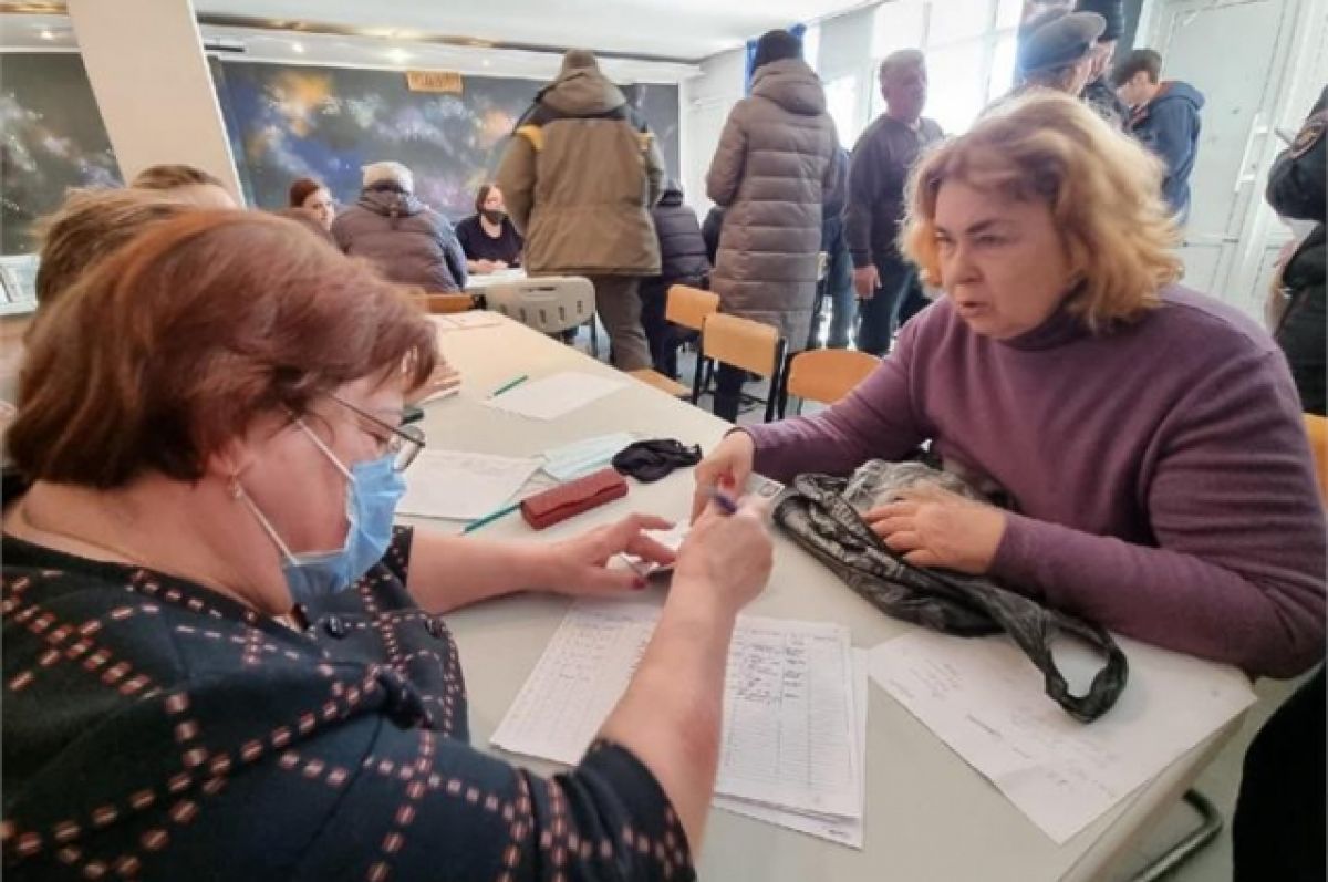 Для беженцев из ДНР в Ярославской области проводят ярмарки вакансий | АиФ  Ярославль