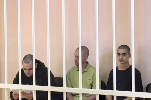 Появились первые кадры суда над иностранными наемниками