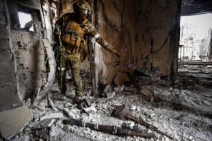 Россия продолжает попытки aтаковать Северодонецк, — разведка.