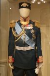В музее представлены воссозданные военные мундиры и форма кадета. Это реконструкция мундира генерала Лейб-Гвардии Преображенского полка 1894 года.