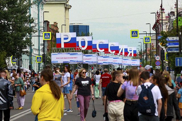 Праздничные мероприятия прошли в центре города и на острове Татышев.